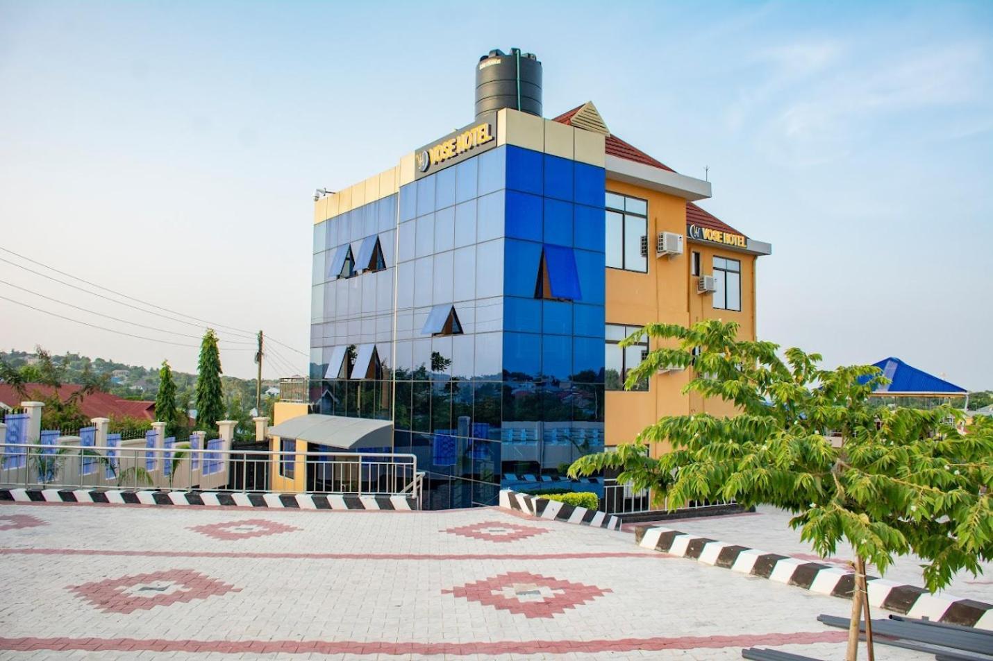 Vose Hotel & Spa Dar Es Salaam Extérieur photo